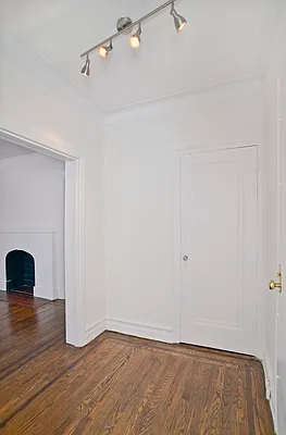 Rented by Prince Real Estate Associates LLC | media 4