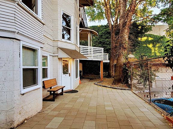 2nd image of 714 1st Ave W #C
