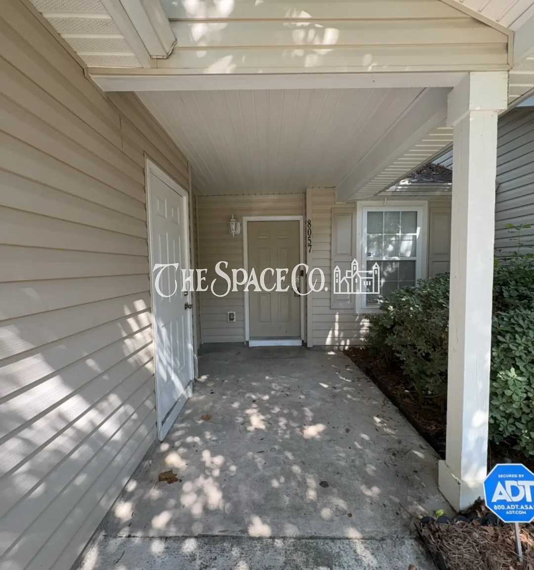 2 bed, 2.0 bath, 1128 sqft, $1,800 — Photo 1