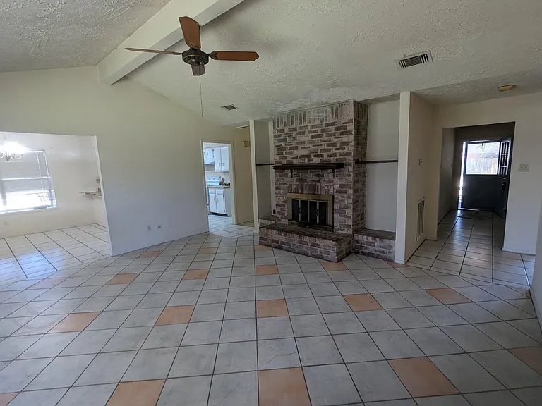 7543 Andiron Cir — Photo 4