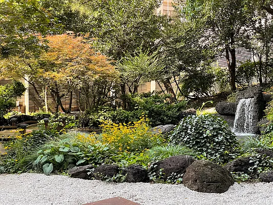 Sold by Brown Harris Stevens | media 29
