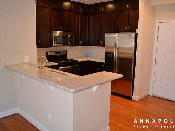 2nd image of 608 Melvin Ave #201