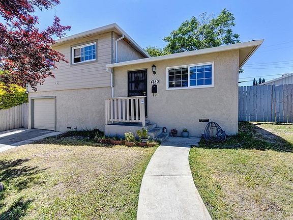4th image of 4180 Cornelia Way