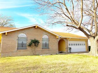 205 Fleetwood Ct, Arlington, TX 76014