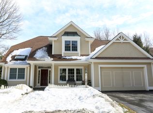 1 Greenbriar Cir, Armonk, NY 10504