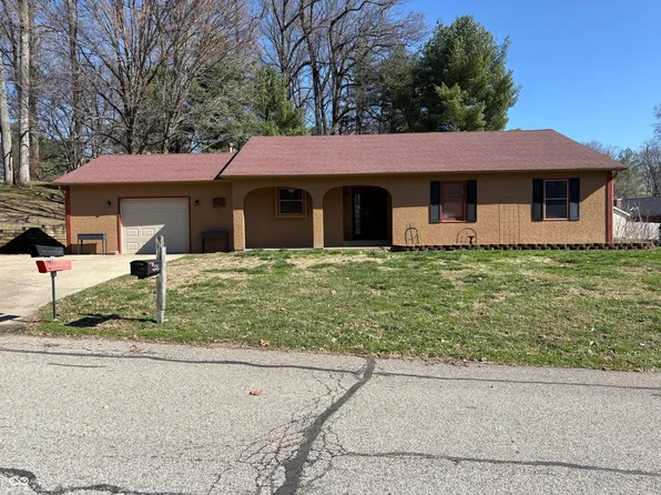 2365 Legendary Dr, Martinsville, IN 46151