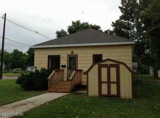 525 1st St SW, Watertown, SD 57201