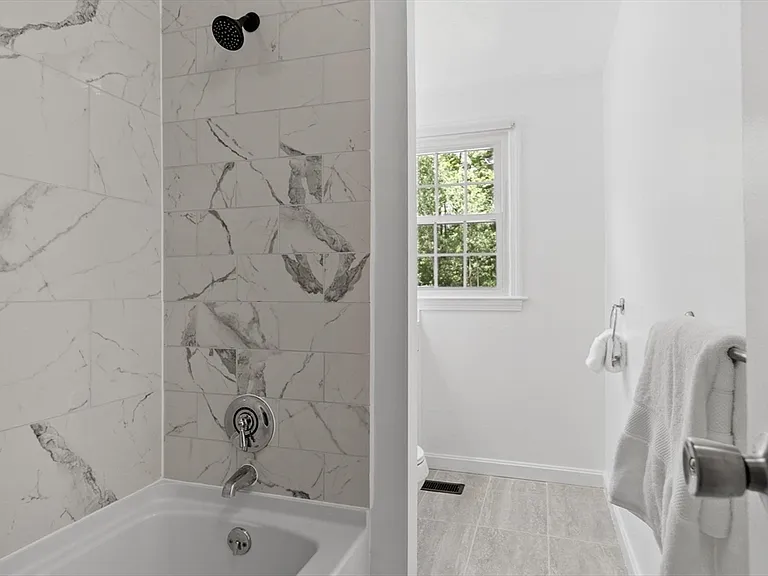5 Elm St #1 — Photo 18