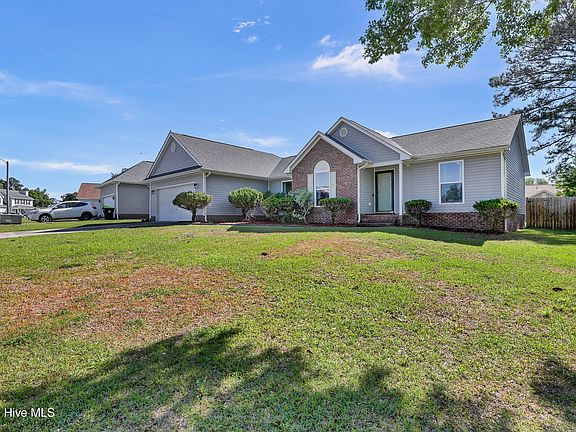 2nd image of 527 Raintree Road