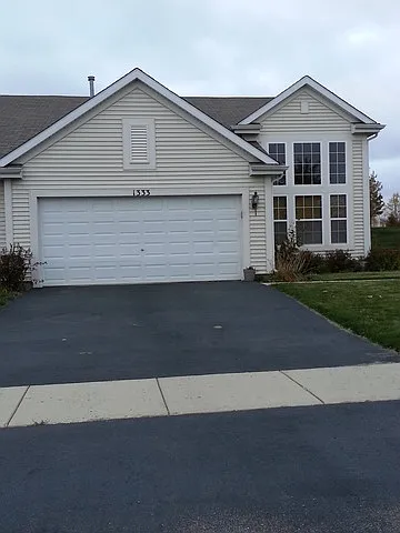 1333 Cape Cod Ln