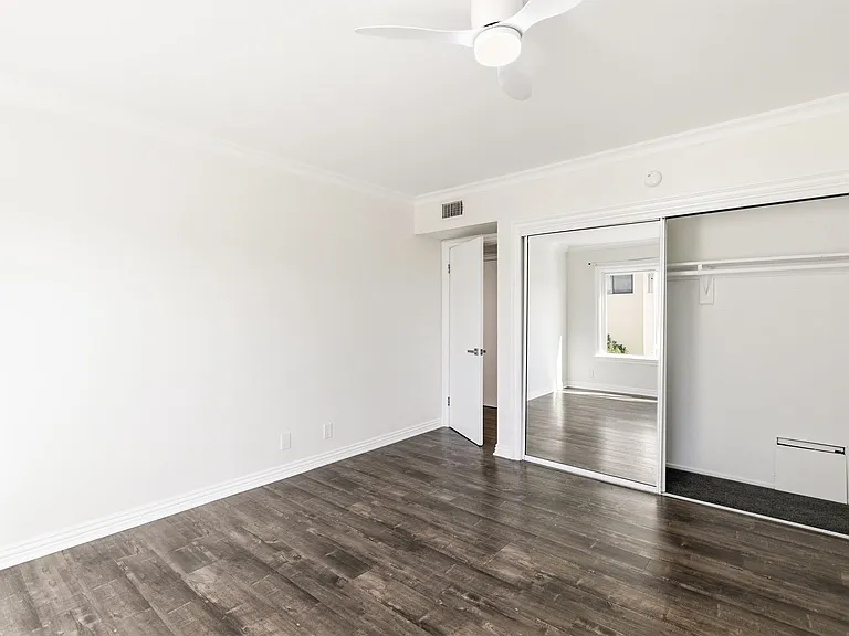 833 15th Street — Photo 17