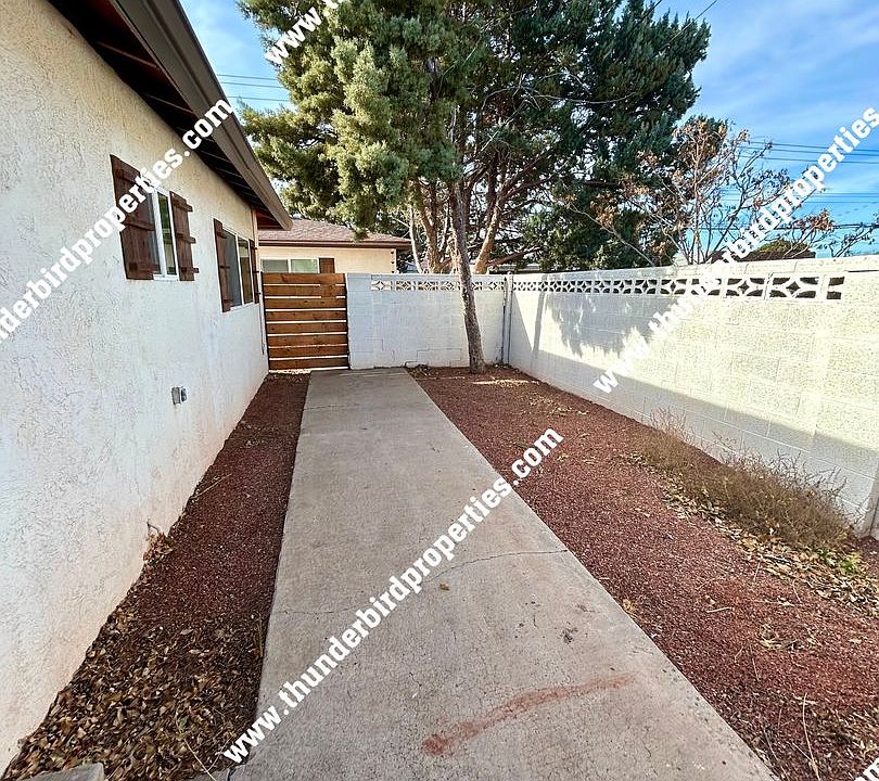 1st image of 1307 San Mateo Blvd NE
