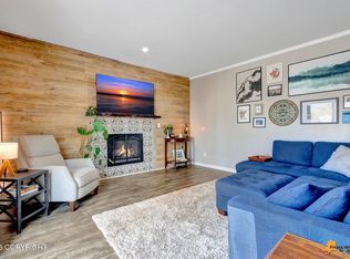 9818 E Chichagof Loop, Eagle River, AK 99577