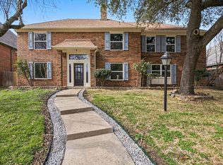 8020 Morning Ln, Fort Worth, TX 76123