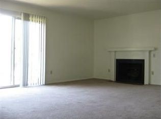 9311 Newton Ave APT C, Kansas City, MO 64138