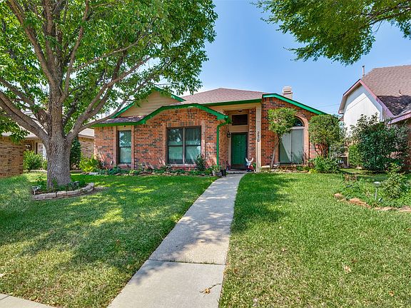 2nd image of 2910 Spinner Ln