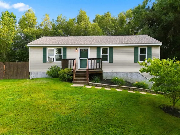 3 Rustic Lane, East Kingston, NH 03827