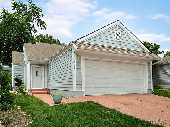 3rd image of 1425 NW Birdseye Ct