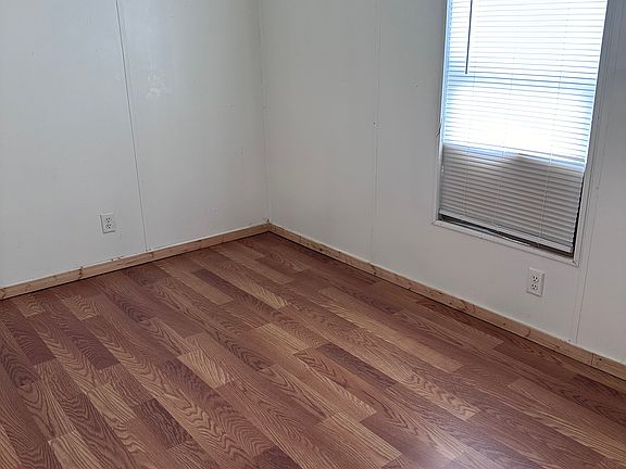 2nd image of 5670 Eagle St