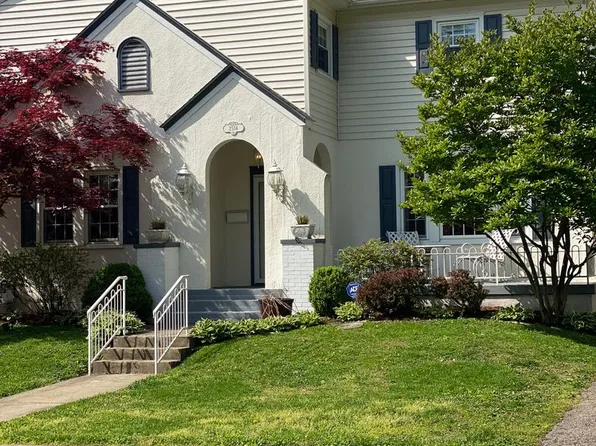 2534 Tennyson Ave, Strathmoor Village, KY 40205