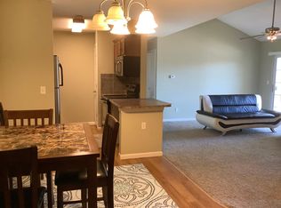 21 N Cedar Lake Dr W APT 206, Columbia, MO 65203