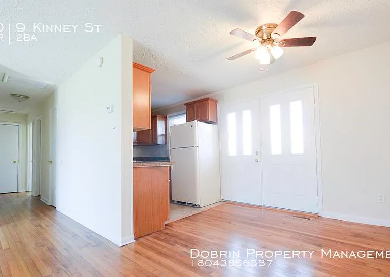 1019 Kinney St — Photo 4