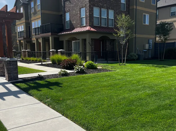 699 E Hillock Ct S #16, Draper, UT 84020