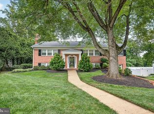 7124 Thrasher Rd, Mc Lean, VA 22101