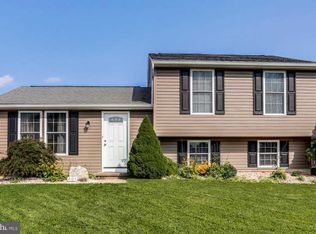201 Sycamore Rd, Mount Airy, MD 21771