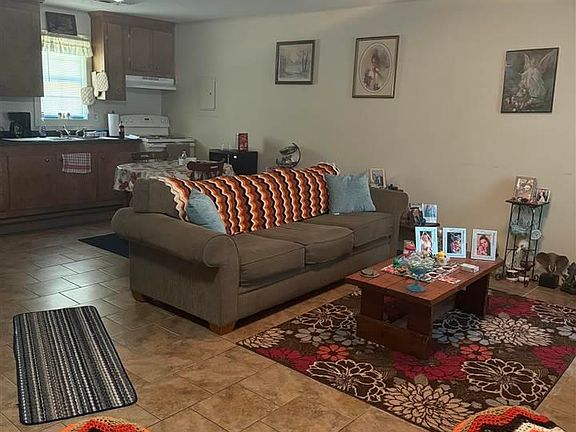 2nd image of 2492&2494 A&b Lindfield Cir
