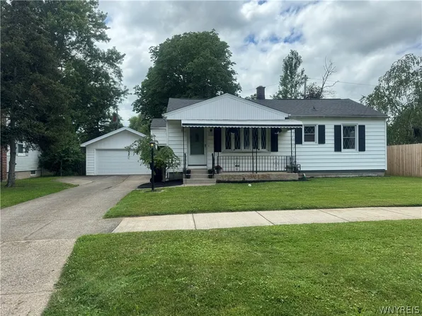 212 Rogers Ave, Tonawanda, NY 14150
