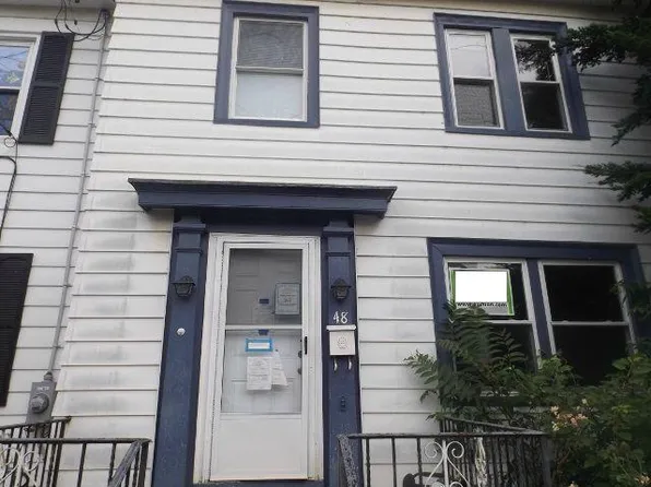 48 N 2nd St, Hamburg, PA 19526