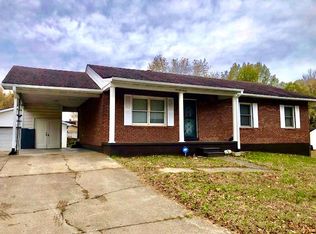 77 Green Acres Dr, Cape Girardeau, MO 63701