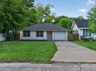 1612 W Bond St, Denison, TX 75020