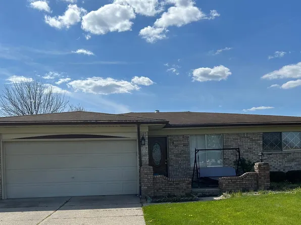 39043 Quinn Dr, Sterling Heights, MI 48310