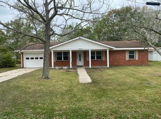 1603 E St, Pascagoula, MS 39567