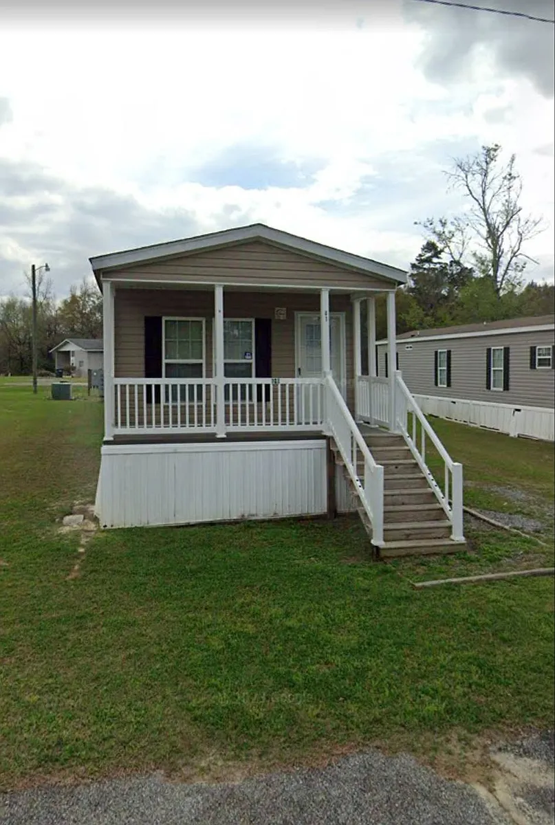 Building Photo - 101 W Skidaway Ln