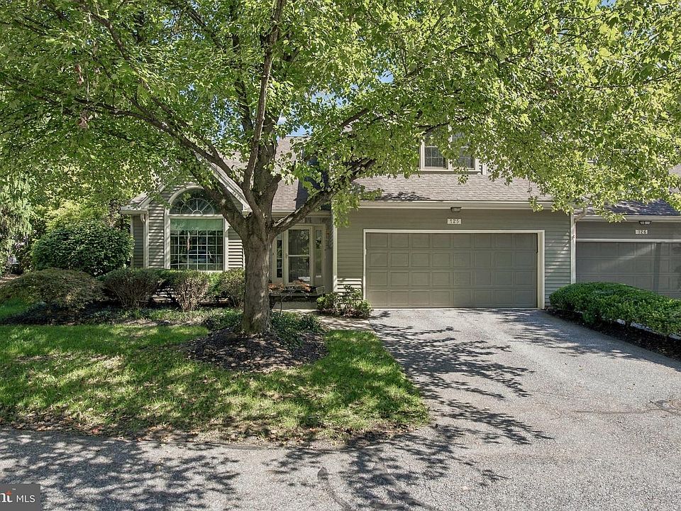 1st image of 125 Deer Ln #125