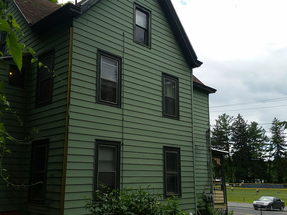 2nd image of 233 Abeel Street