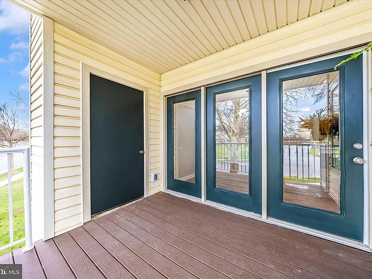 2112 Whitehall Rd #1C — Photo 24