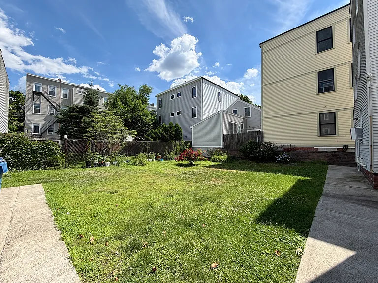 303 Hurley St #3 — Photo 17