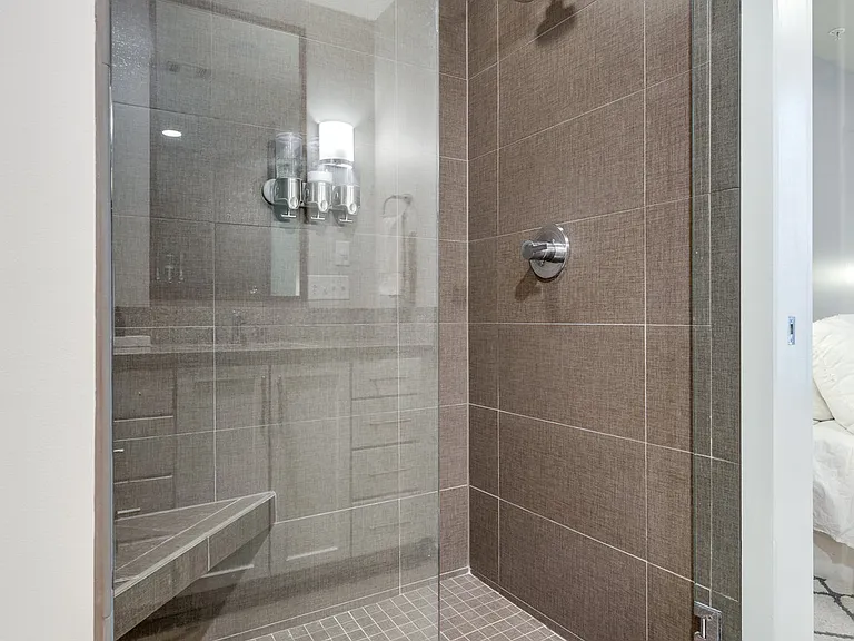 1212 Laurel St #815 — Photo 22
