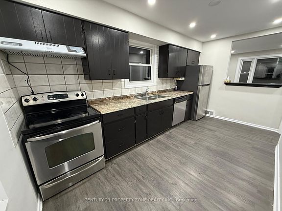 3rd image of 6300 Corwin Cres