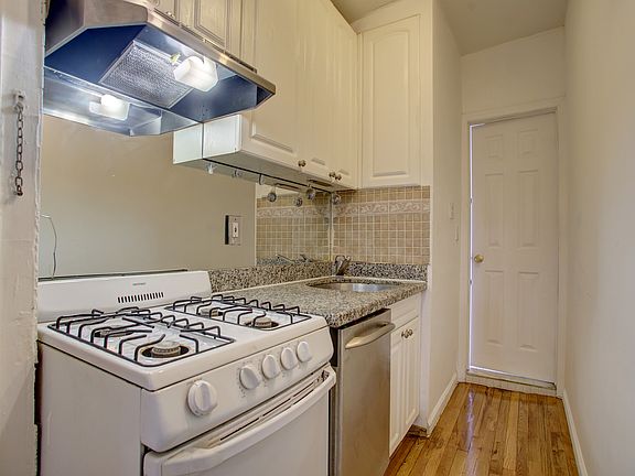 3rd image of 1136 1st Ave APT 4