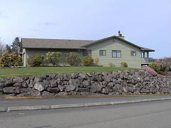 1st image of 161 Fairway Dr