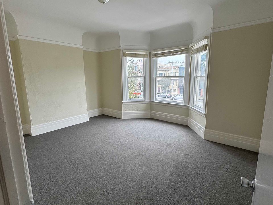 1st image of 4405 California St APT 3