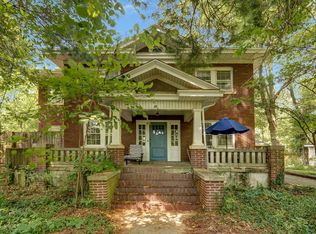 1657 S Kimbrough Ave, Springfield, MO 65807