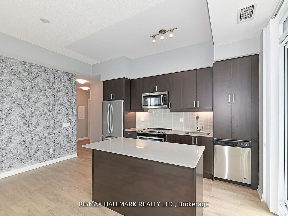 1st image of 7895 Jane St #906