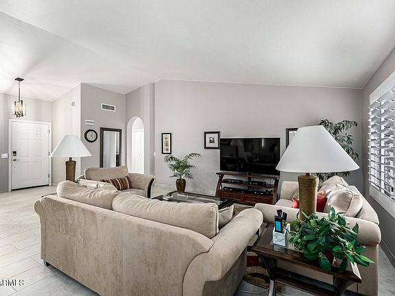4th image of 25623 S BUTTONWOOD Drive