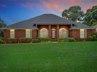 16046 Lakeway Dr, Loxley, AL 36551